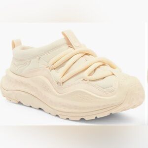 NEW Ora Pimo Recovery Sneaker Size 11.5